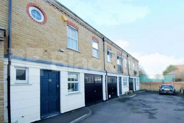 			NEW INSTRUCTION, 3 Bedroom, 1 bath, 1 reception Mews House			 St Andrews Mews , Balham